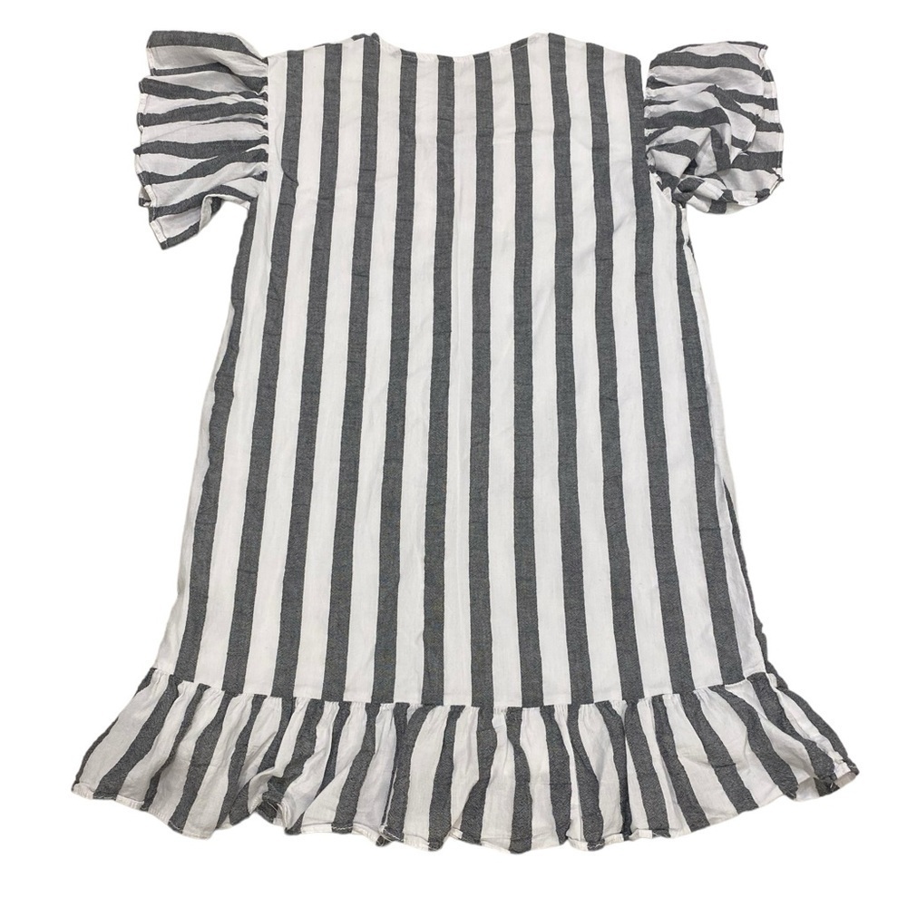 Who‎ What Wear Striped Ruffle Dress size Small Gray White Lace Up - Picture 11 of 11